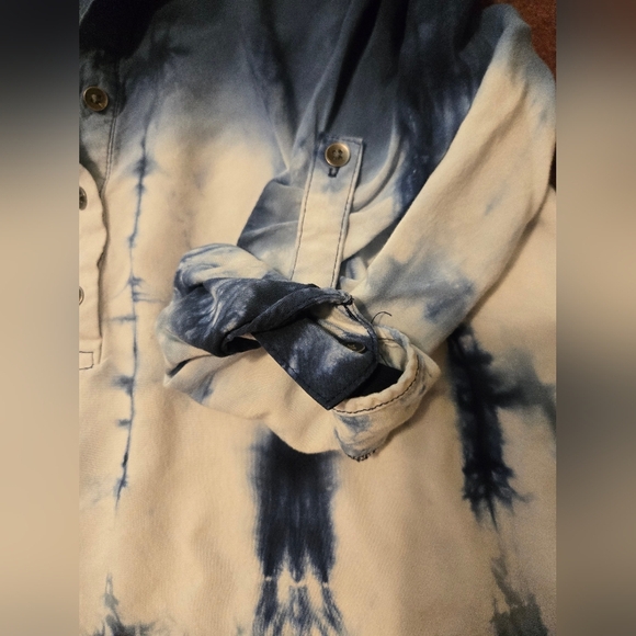Rock And Republic Tie Dye Blouse Large - Picture 6 of 9
